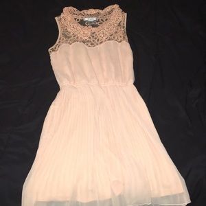 Medium peach dress